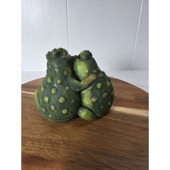 Vintage 90s Pete Apsit  Frog Toad Figurine Large Eyes Kissing Pair  See Pics - Picture 3 of 7